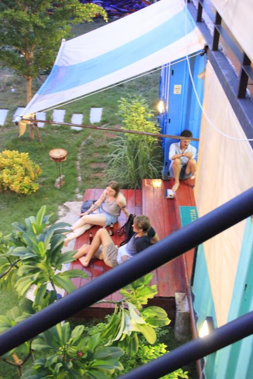 Wh Hostel Бангкок Экстерьер фото