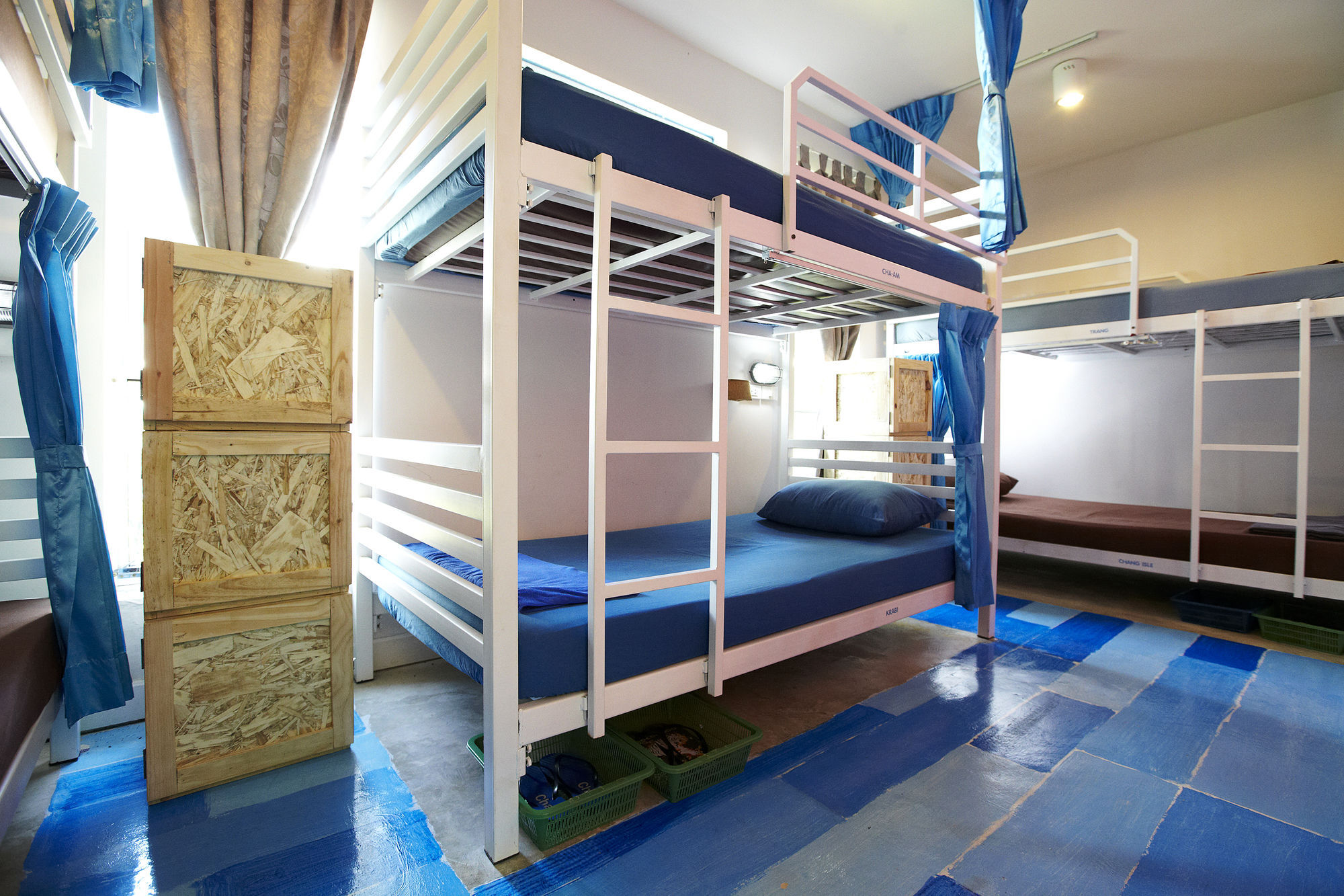 Wh Hostel Бангкок Экстерьер фото